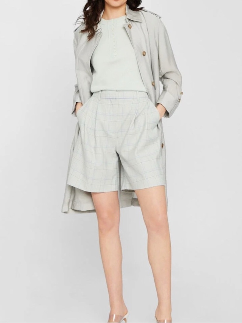 NWT! Club Monaco Borrem Shorts!